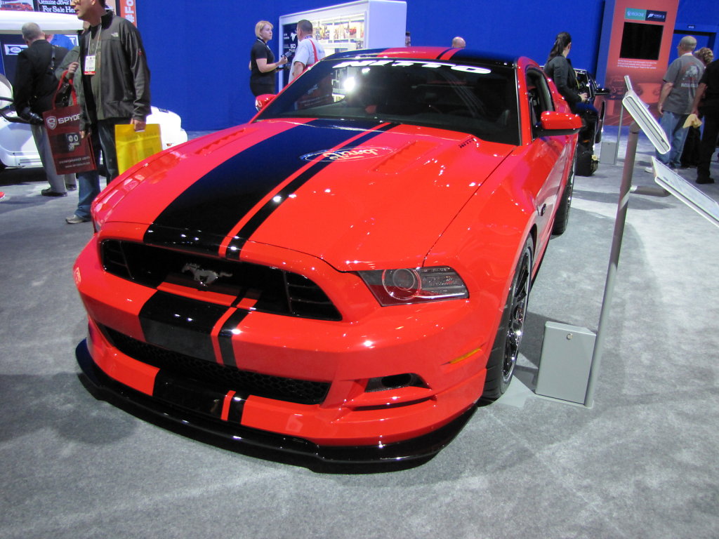 FORD-MUSTANG-RED-FRONT.JPG